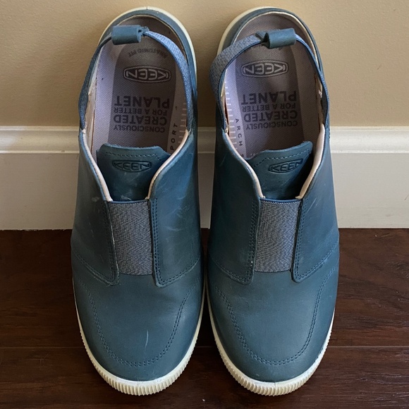 Keen Lorelai II Blue Leather Slip-On Sneakers Sling Back Size 9.5 - Picture 2 of 12
